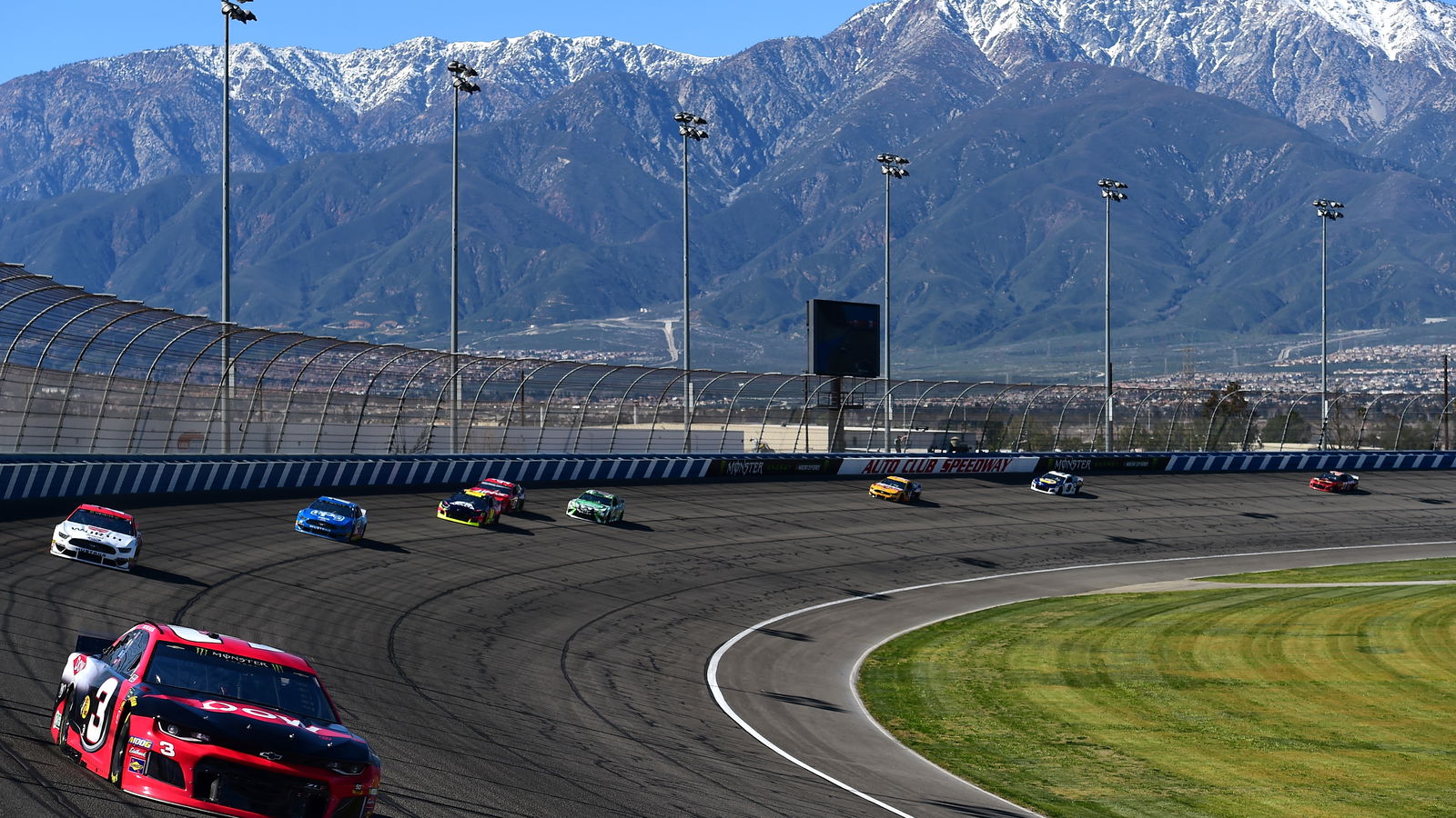 Auto Club 400 at Auto Club Speedway - Starting Lineup